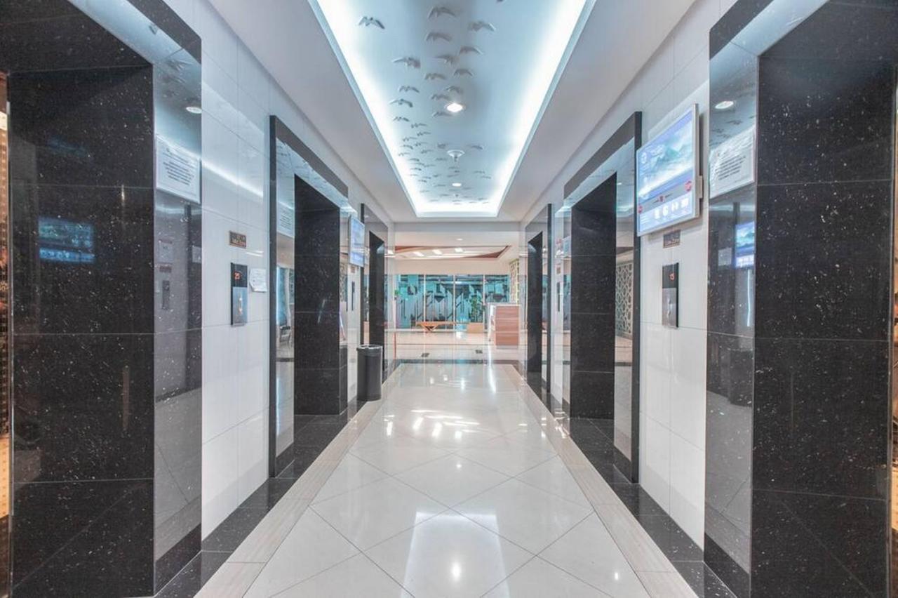 Redliving Apartemen Grand Kamala Lagoon - Kita Pro Tower Barclay North 베카시 외부 사진