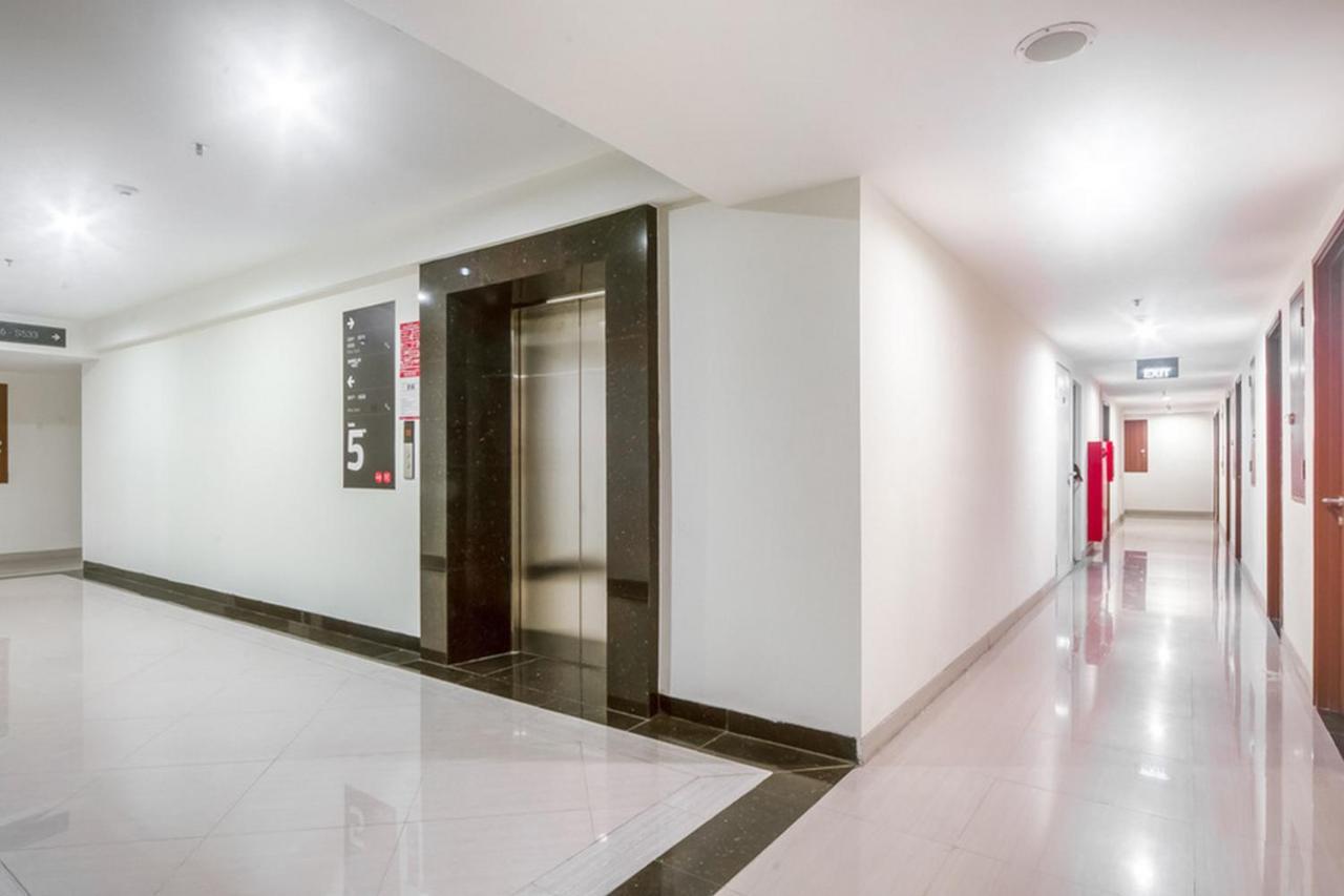 Redliving Apartemen Grand Kamala Lagoon - Kita Pro Tower Barclay North 베카시 외부 사진